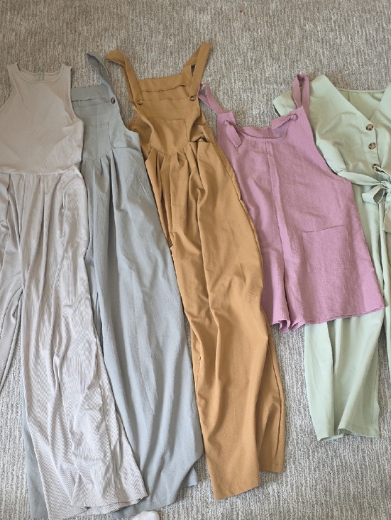 Pants - Women’s Jumpsuit / Rompers / Jumpers Size Small/medium Bundle